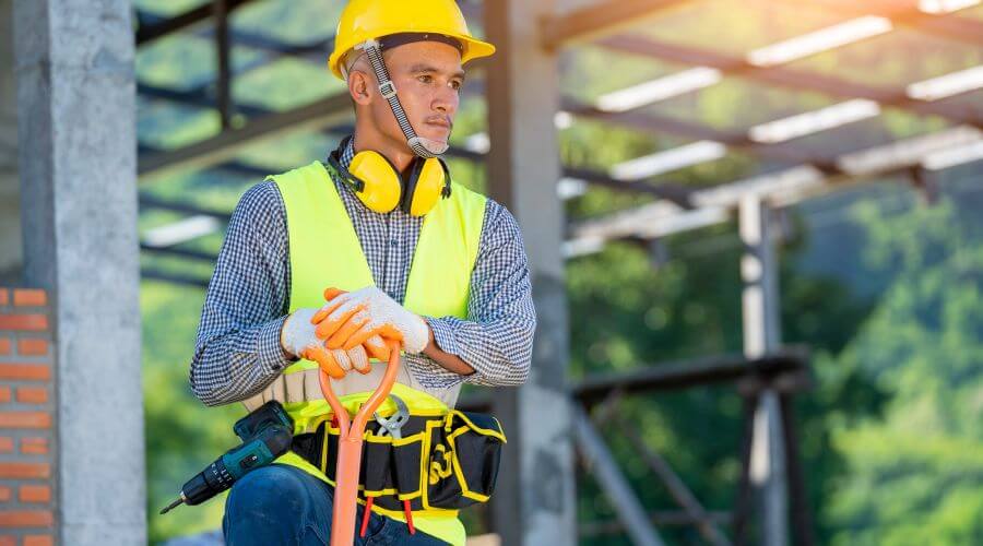 Professional gutter cleaning in Mattawa, WA